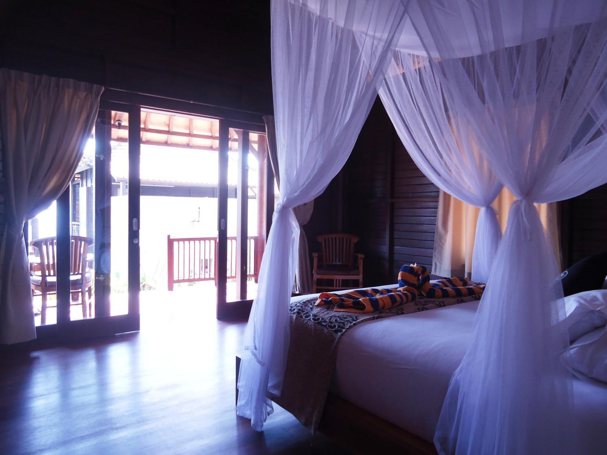 Bali Belva Otel Nusa Lembongan Oda fotoğraf